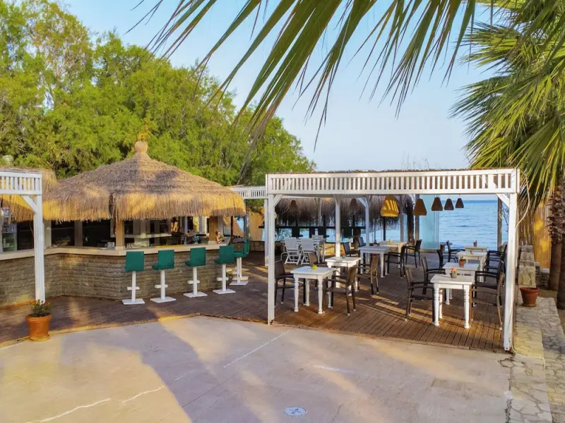 Ladonia Hotels Zemda 19
