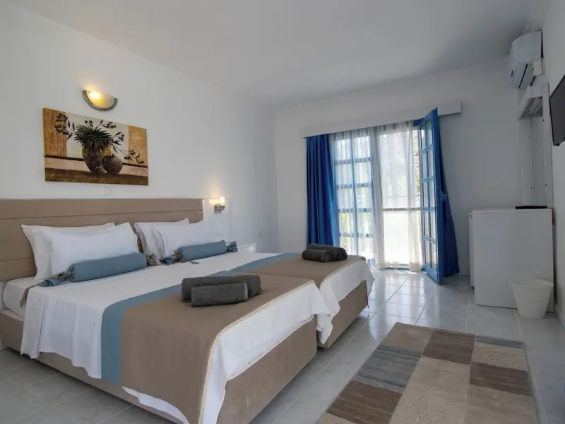 Ladonia Hotels Zemda 11