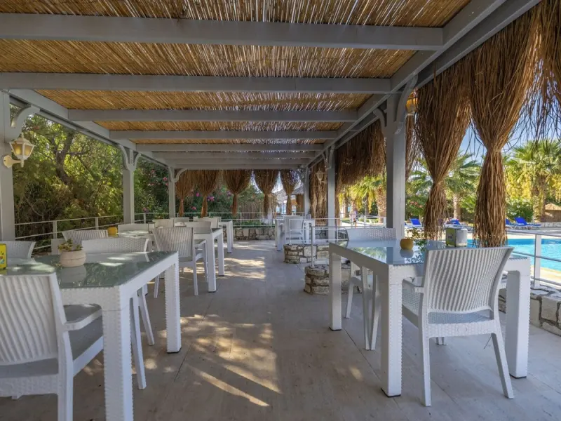 Ladonia Hotels Zemda 9
