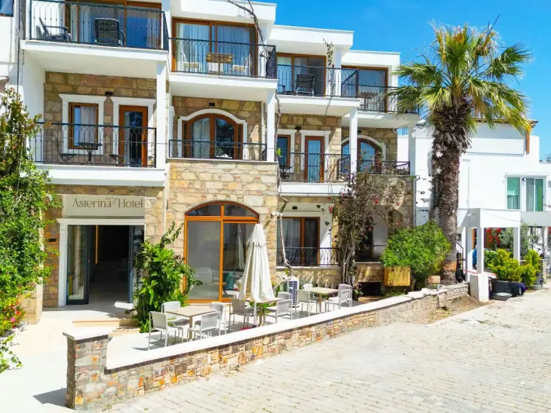 Asterina Hotel 5