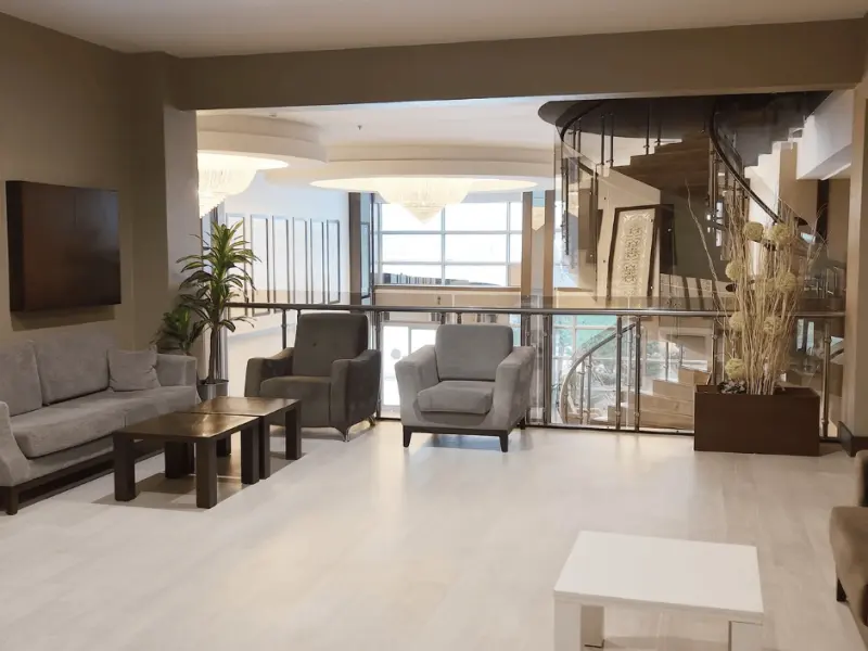 Cherry Garden City & Spa Hotel 24