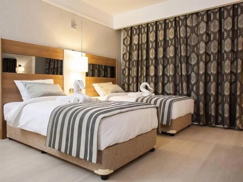 Cherry Garden City & Spa Hotel 8