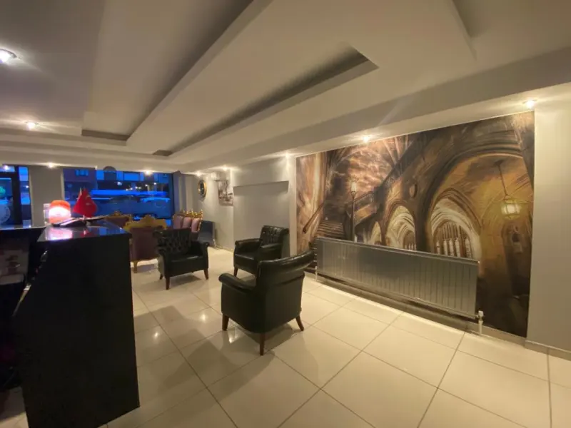 Grand 53 Hotel 2