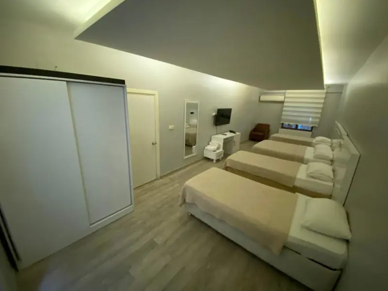Grand 53 Hotel 9