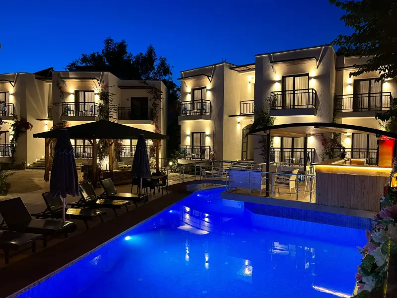 Orion Hotel Bitez 4