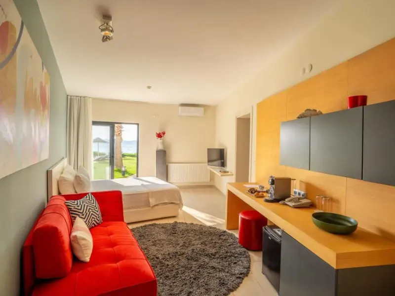 Med Inn Boutique Hotel 37