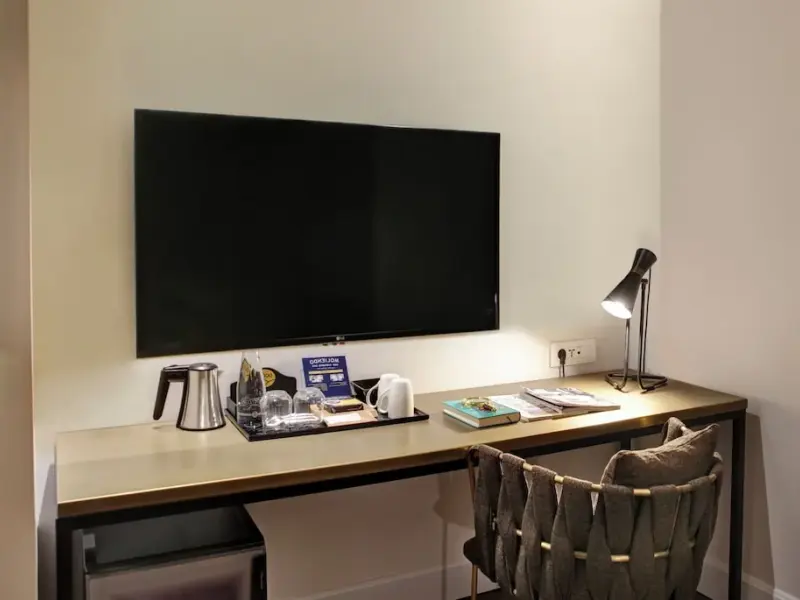 39 Kalamış Marina Hotel 42