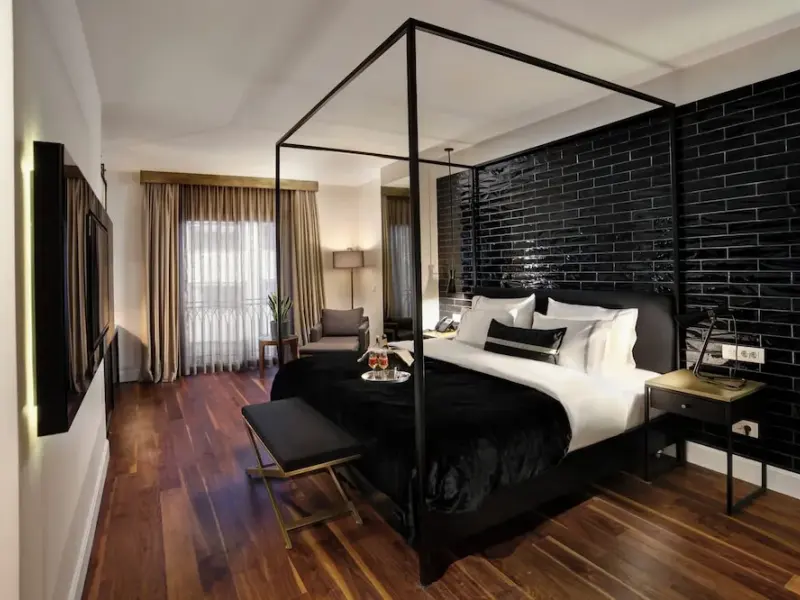 39 Kalamış Marina Hotel 28