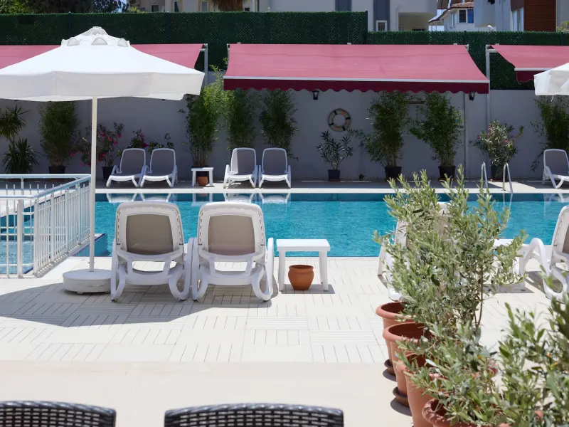 A Hotel Side 42