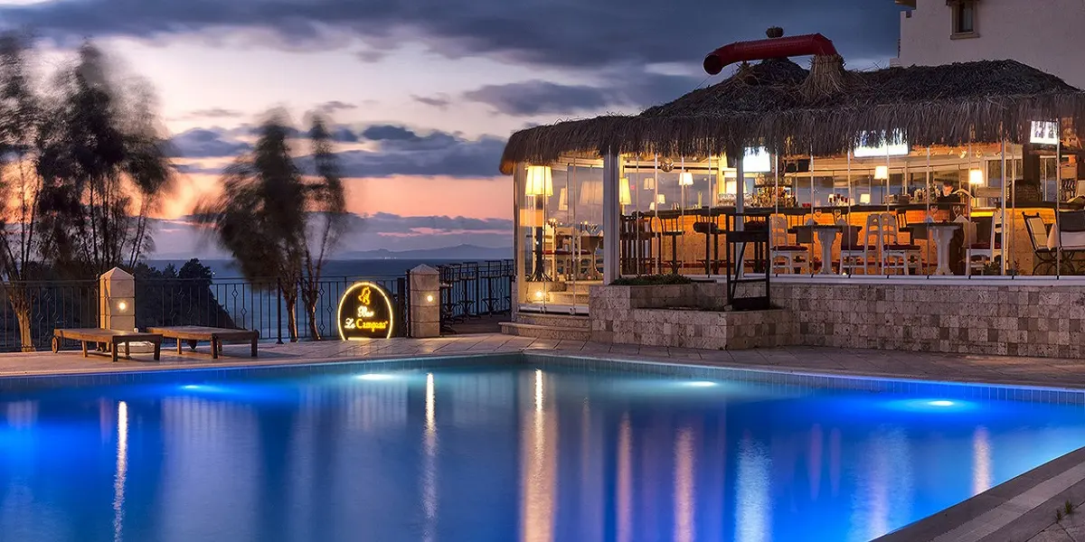 Carina Hotel