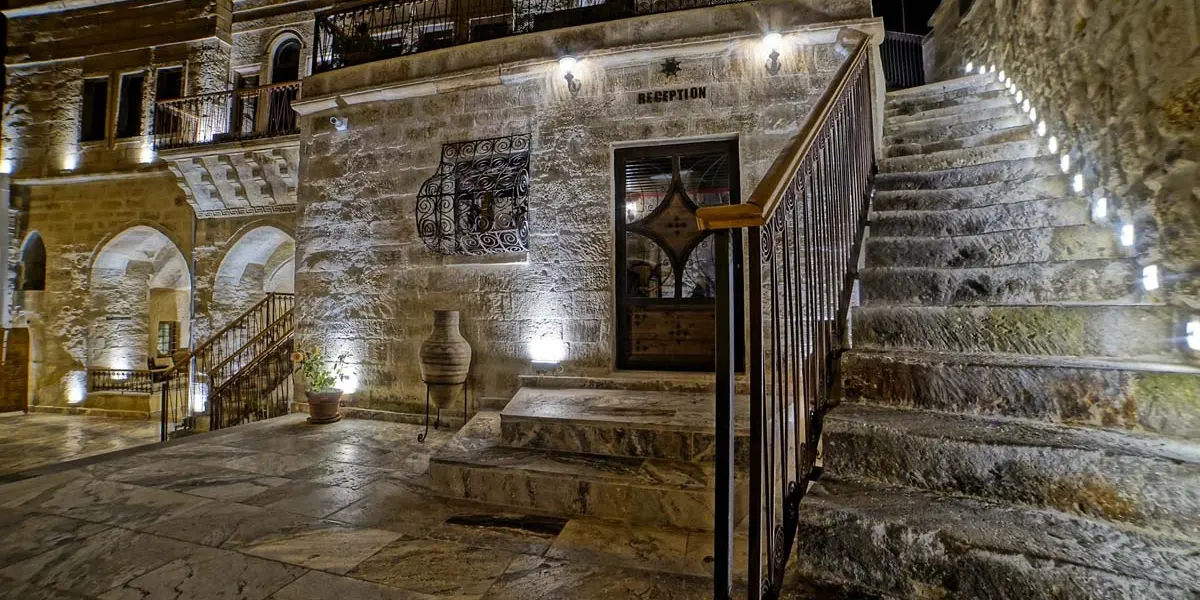 Nostalji Cave Suite