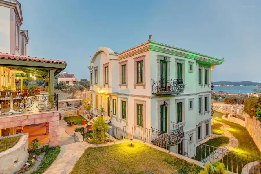 Cunda Esen Otel