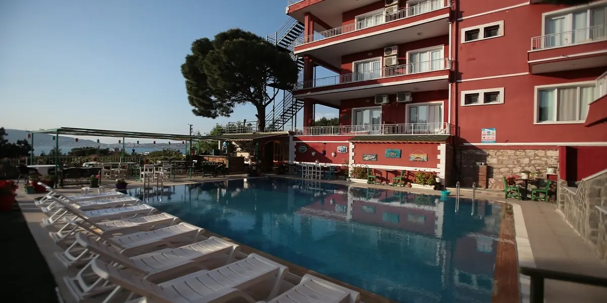Tunç Otel