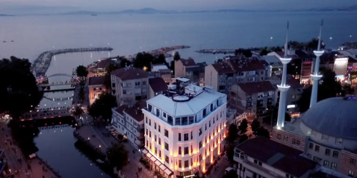 Mirart Boutique Hotel