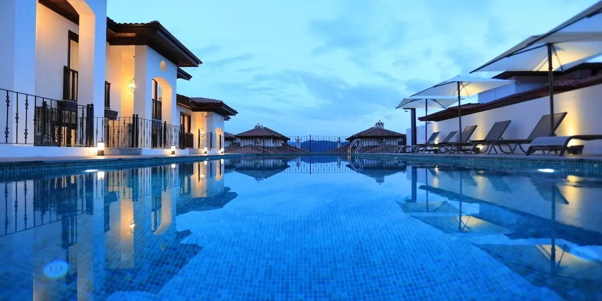 Verde Suites