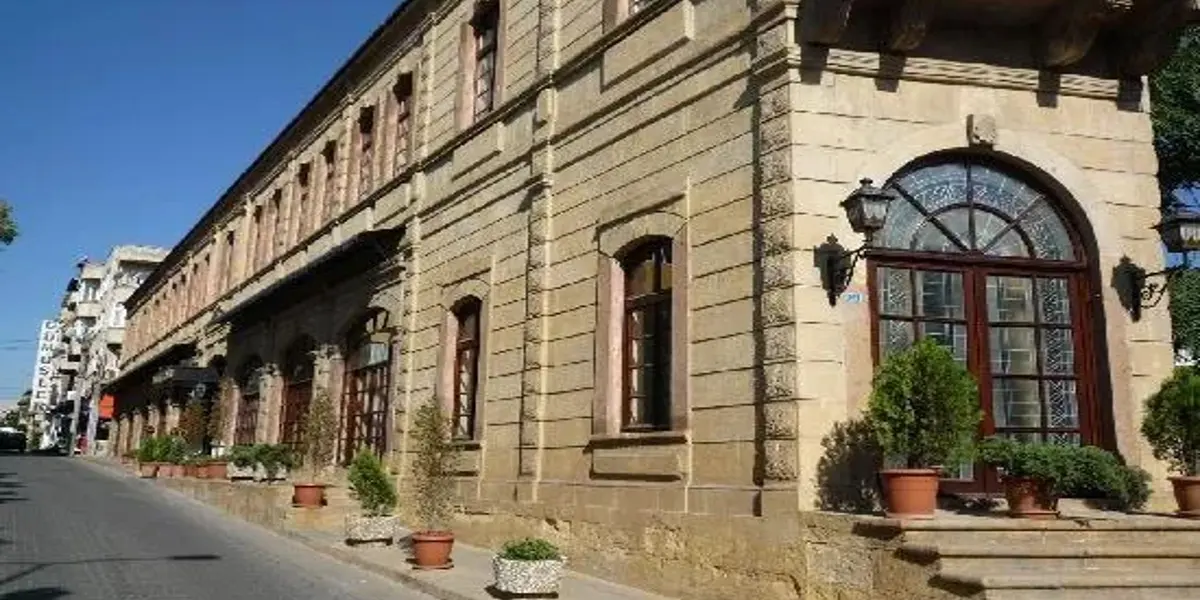 Dülgeroğlu Oteli