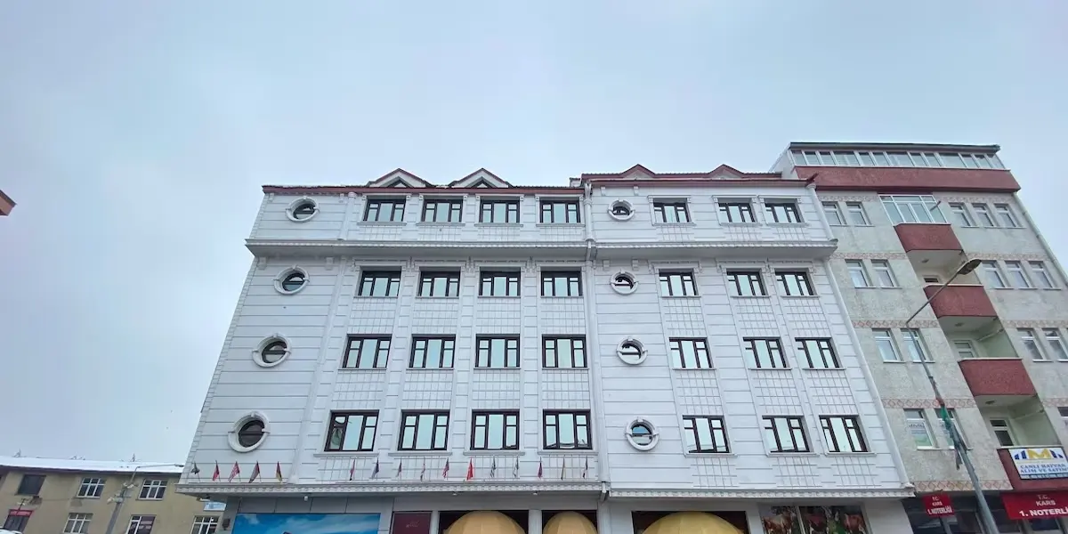 Hotel Kent Ani