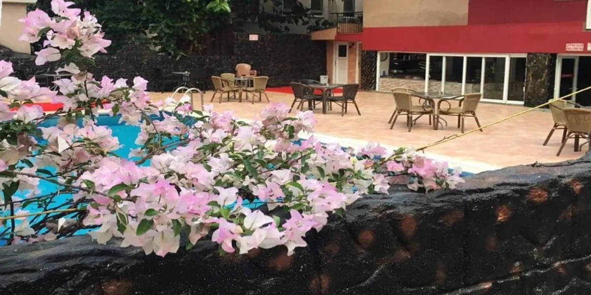Livane Beach Otel