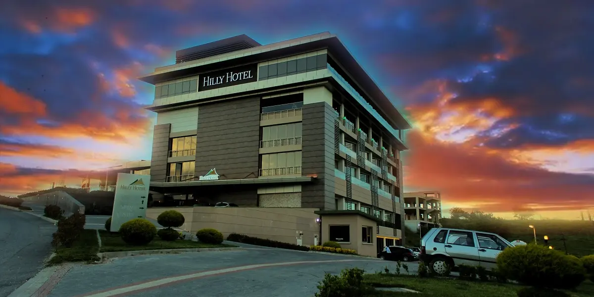 Hilly Hotel