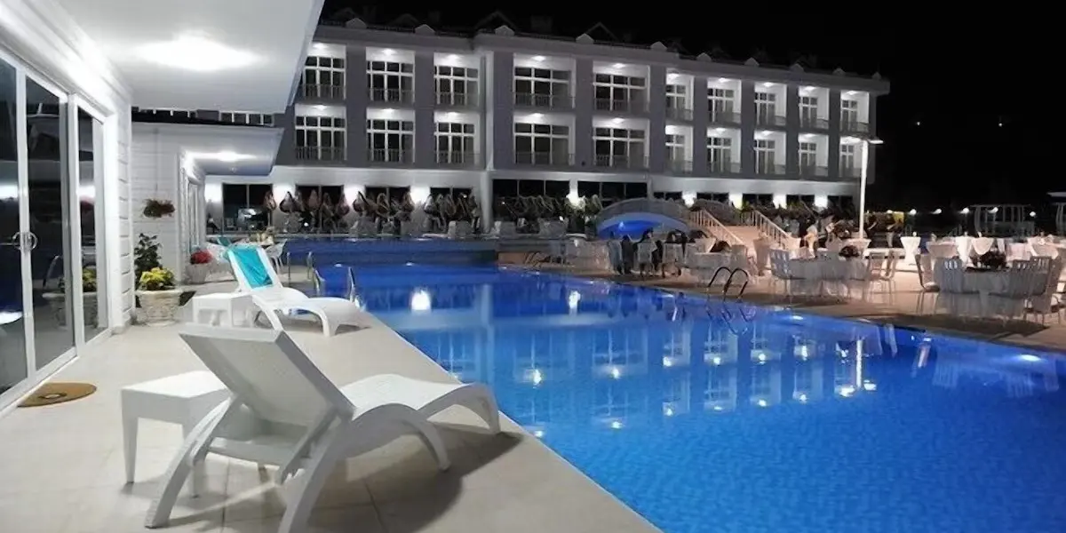 The Green Oasis Spa & Hotel