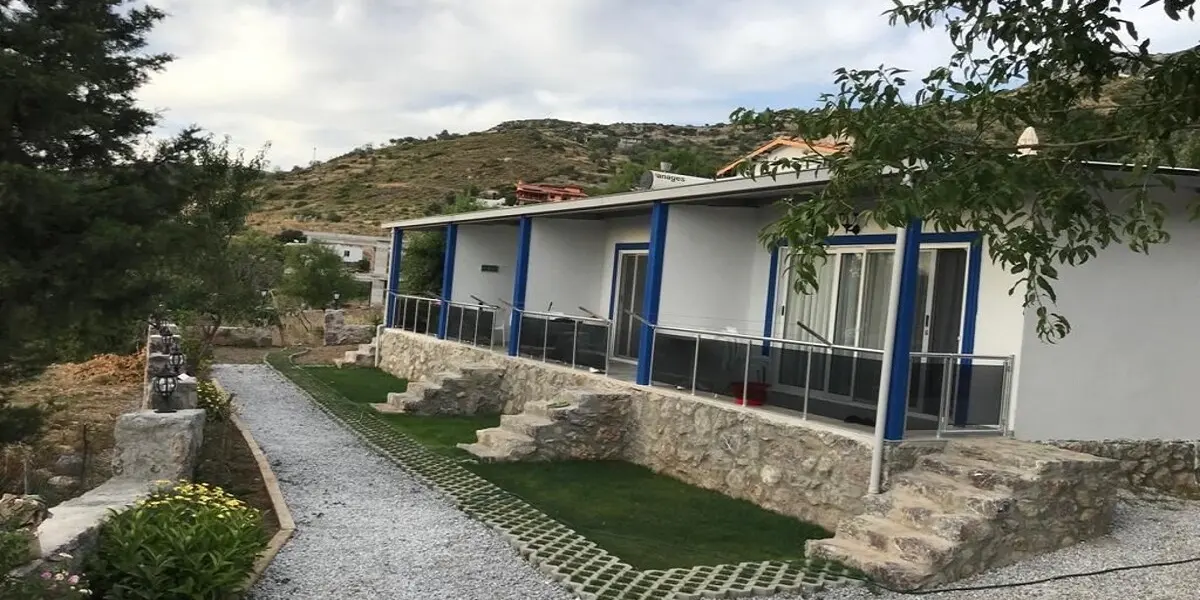 Derin Masal Suits