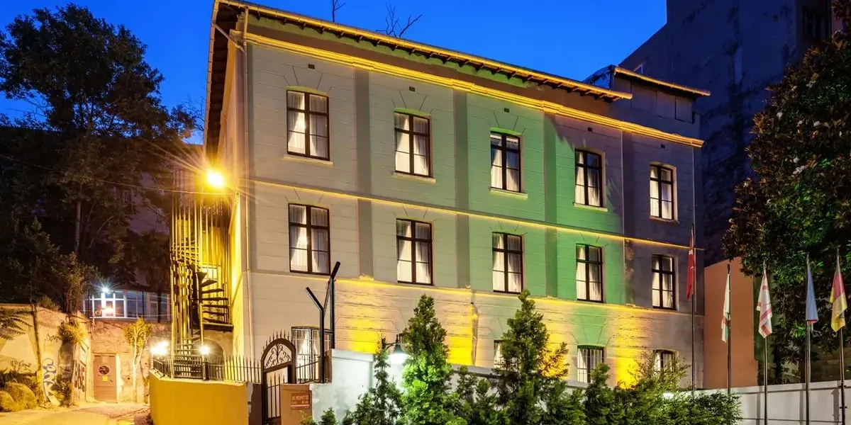 Element Garden Otel