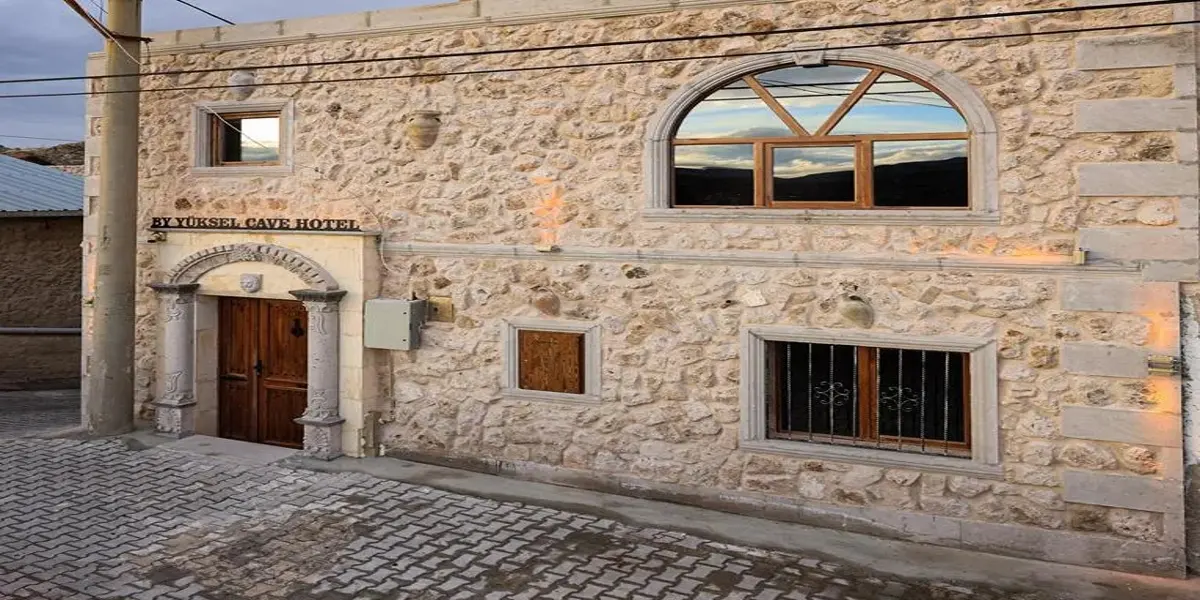 By Yüksel Cave House