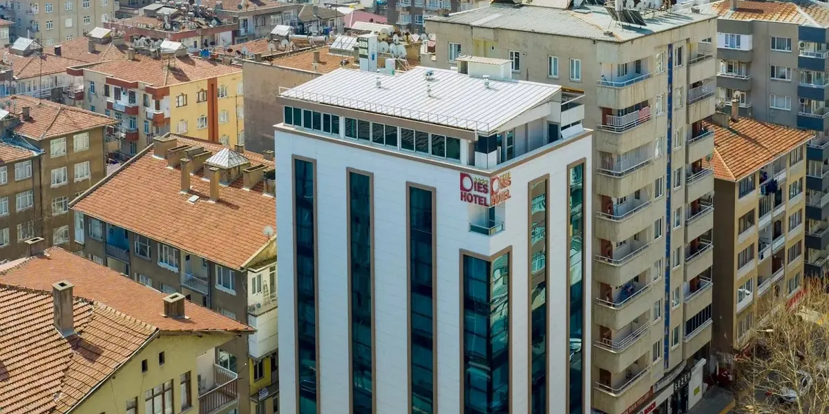 Dies Hotel