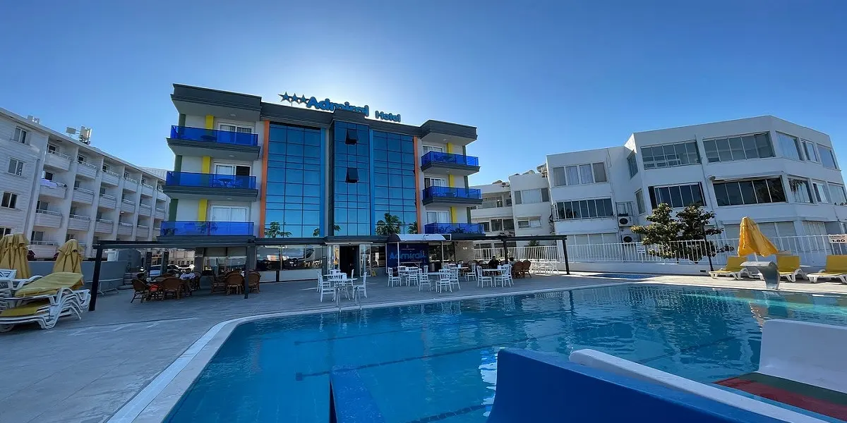 Admiral Hotel
