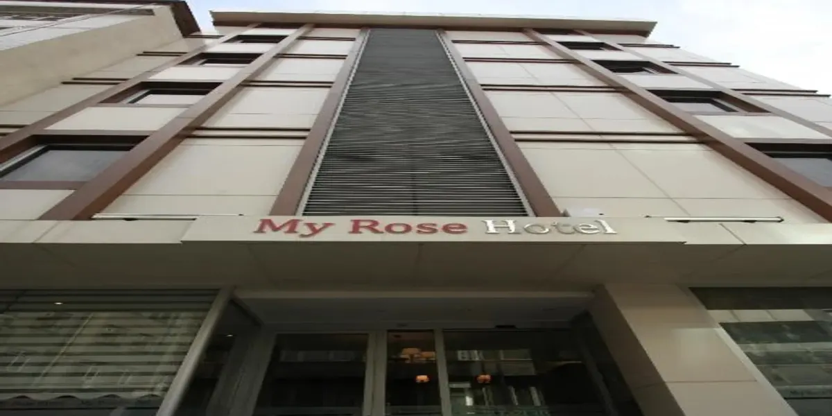 My Rose Hotel
