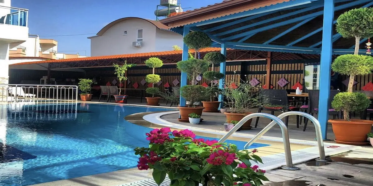 Wonder Life Hotel
