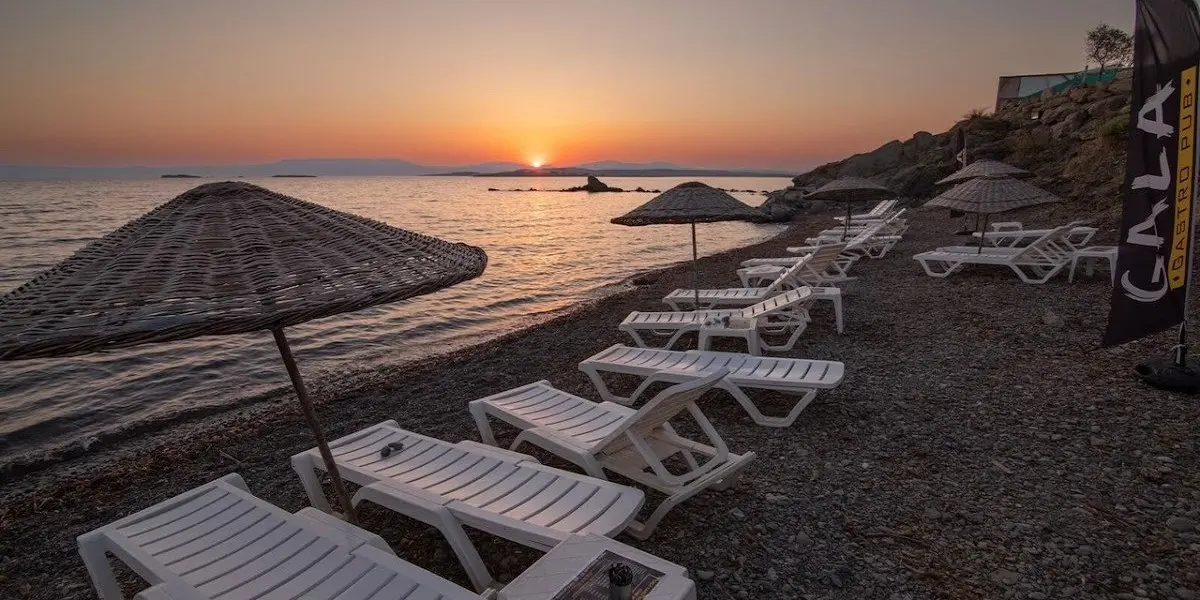 Moon & Sun Hotel