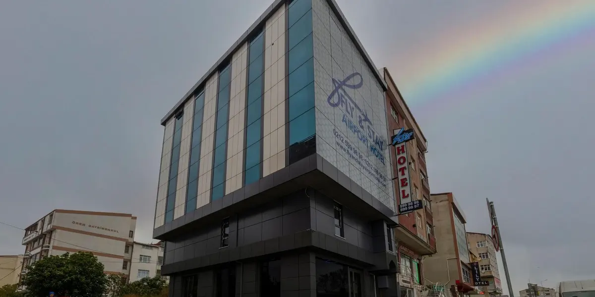 Fly And Stay Airport Hotel