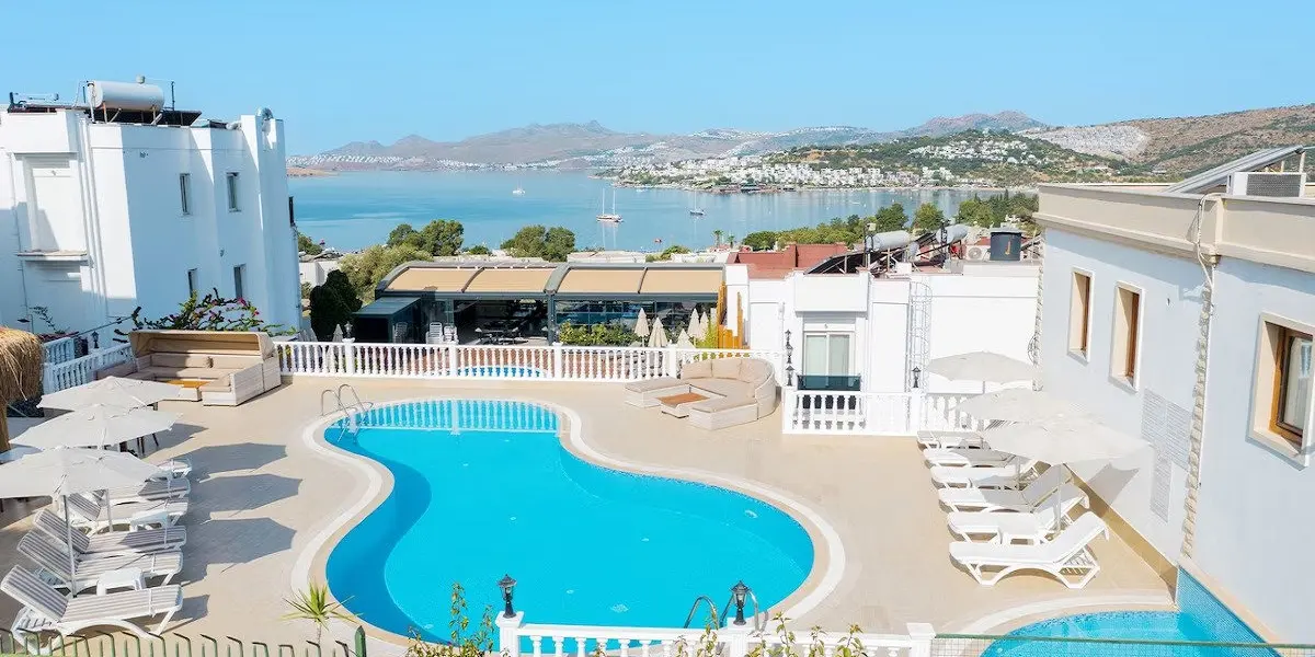 Queen Boutique Hotel