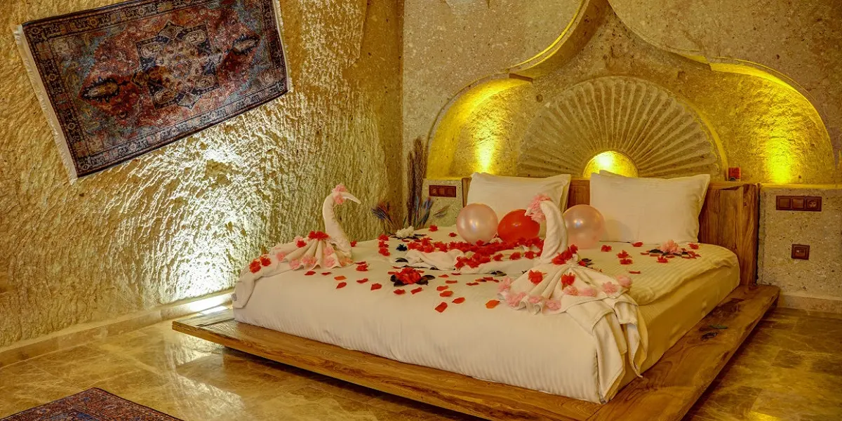 Calypso Cave Suites