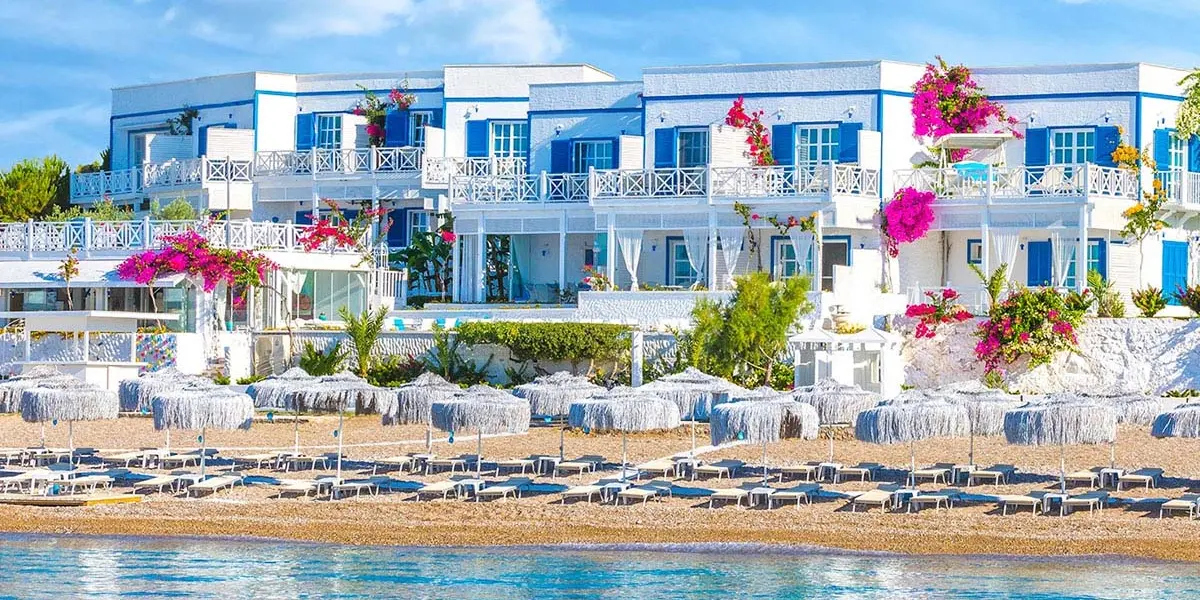 Otel Mavi Beyaz