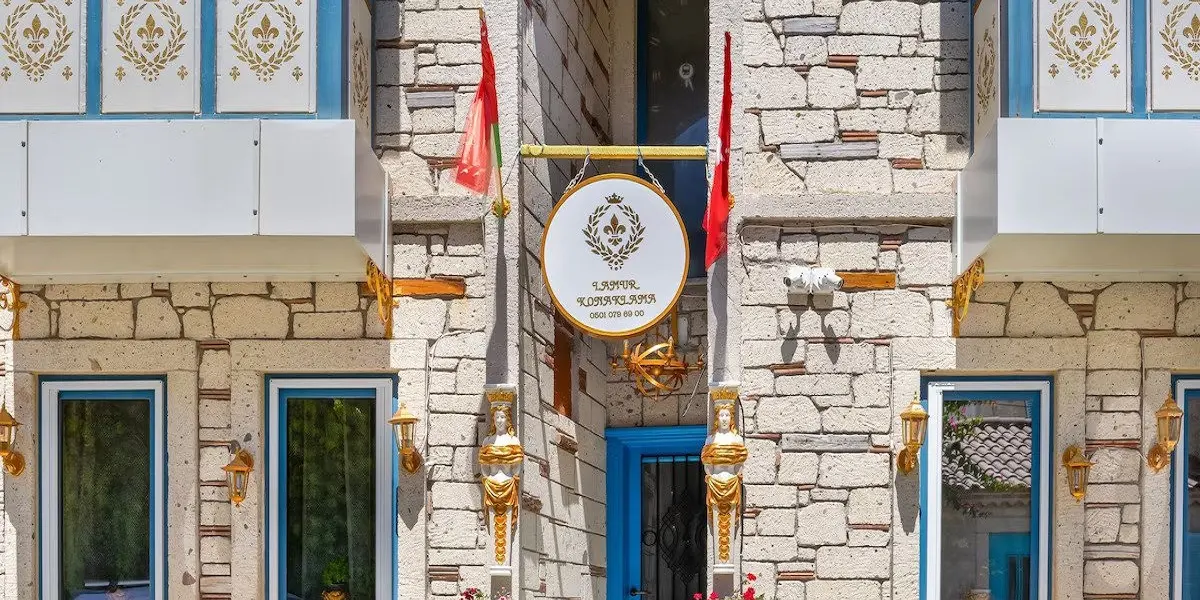 Lamur Otel