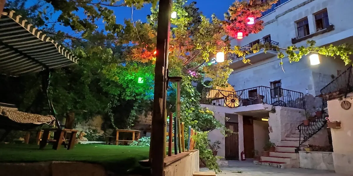 Unicorn Cave Hotel