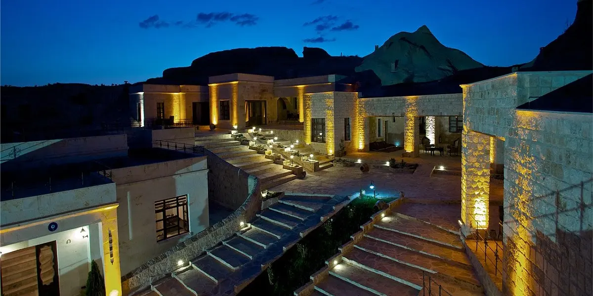 Mdc Cave Hotel