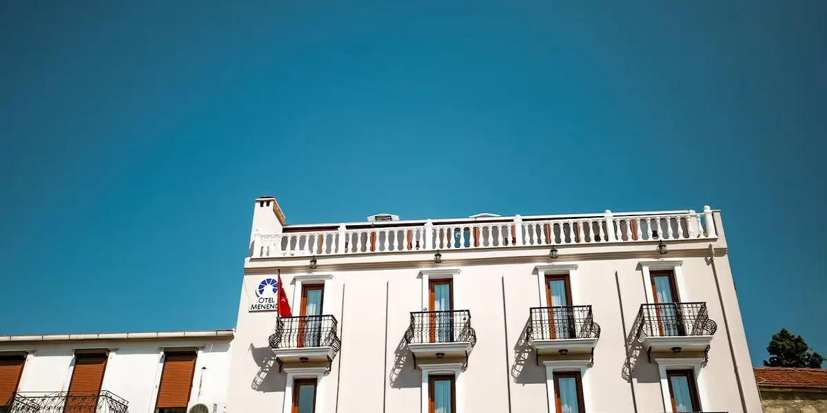 Menendi Otel