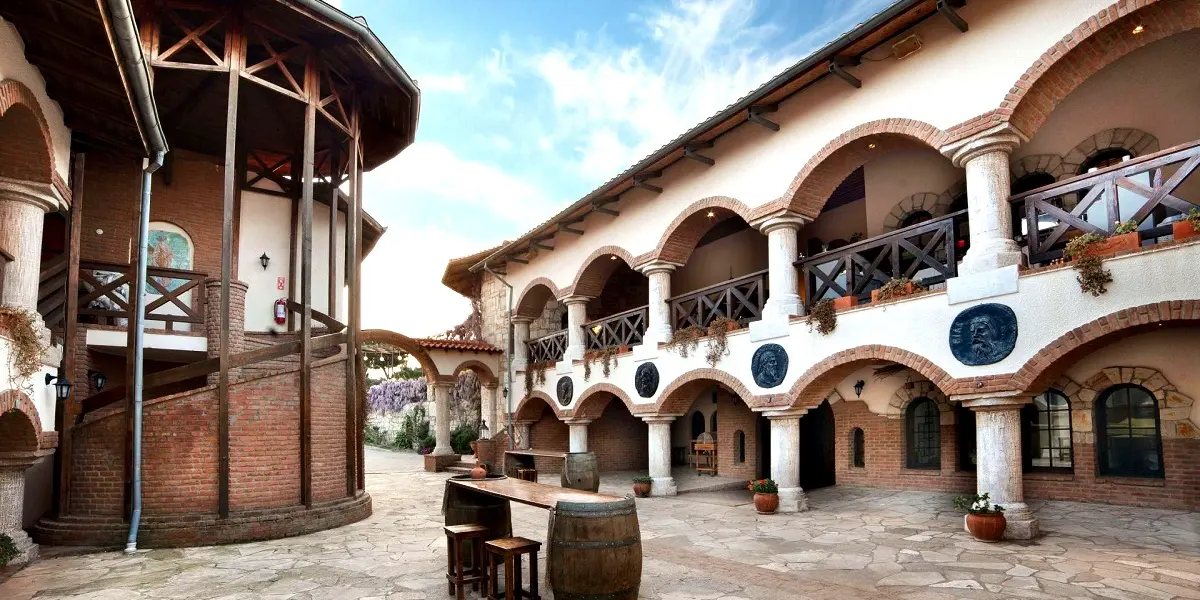 Vinifera Hotel Yedi Bilgeler Vineyards