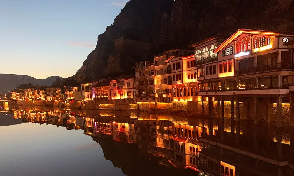 Aydınlı Hotel
