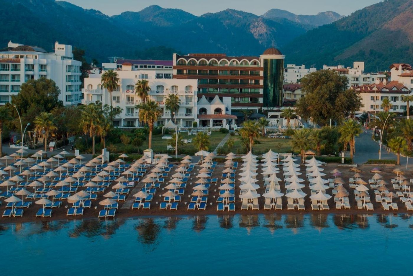 Elite World Marmaris: Ege'nin İncisinde Lüks ve Konforun Buluştuğu Tatil Cenneti