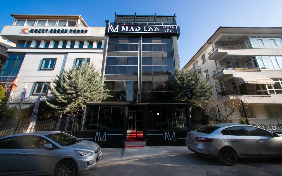 Mad Inn Hotel Spa 4