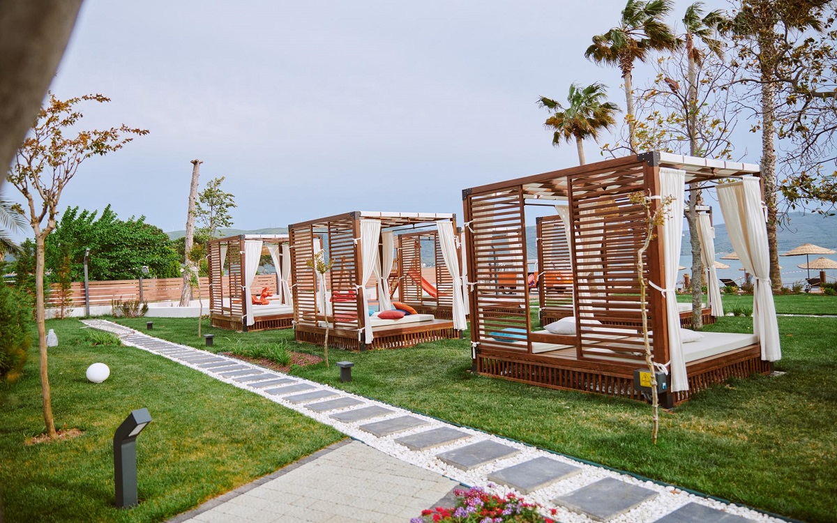 Parmos Boutique Hotel 4