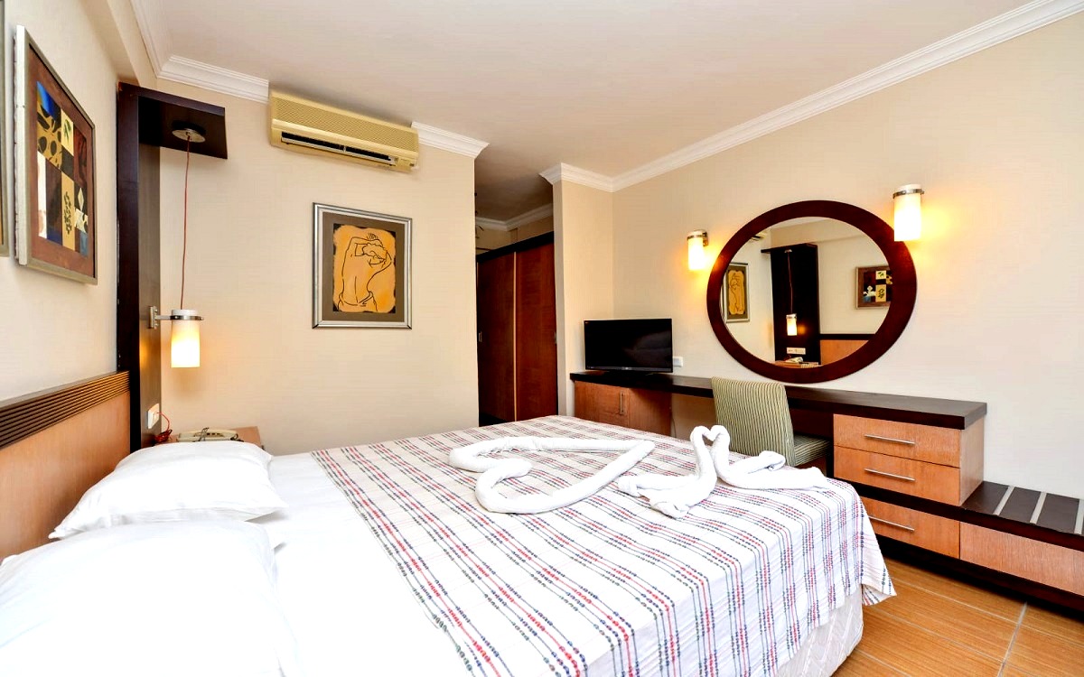 Bezay Hotel 4
