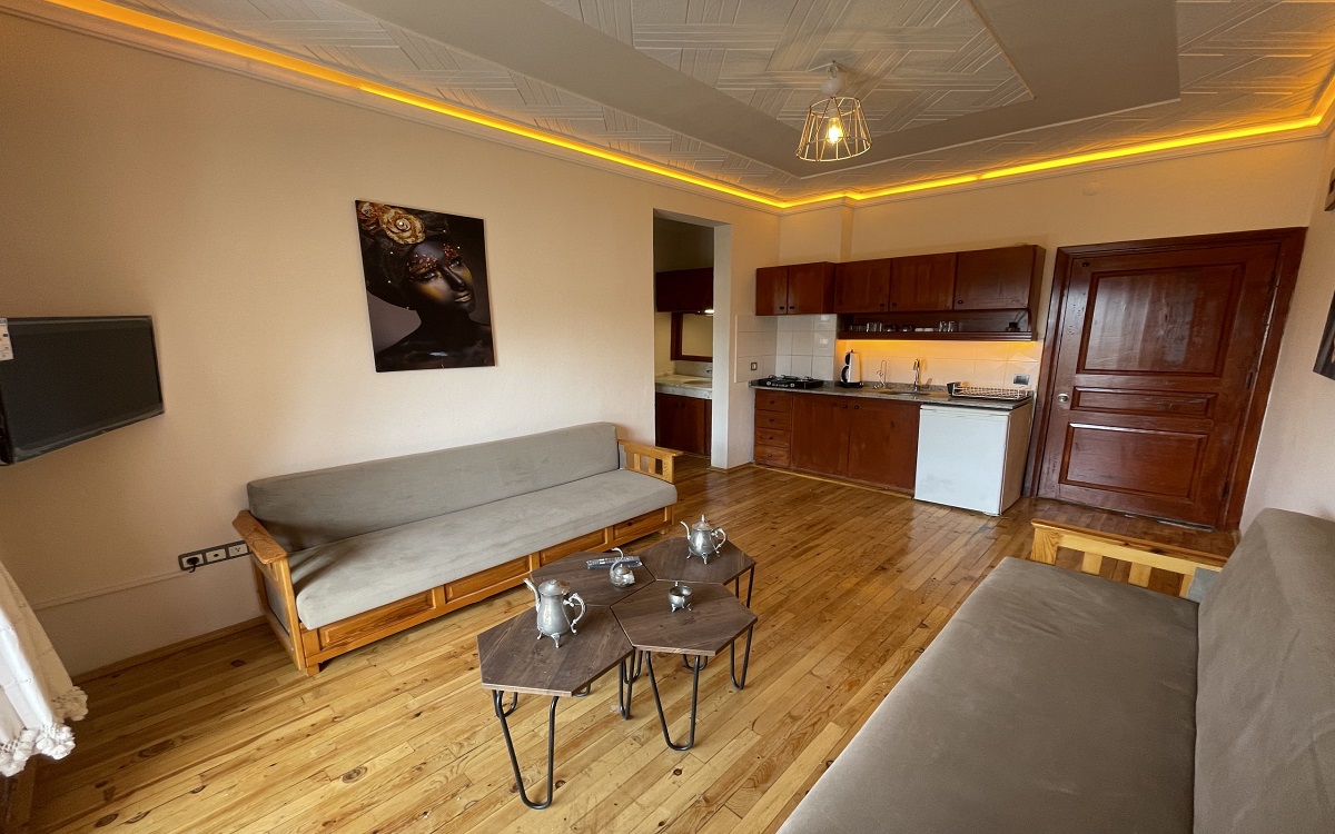 Mese Suites 1