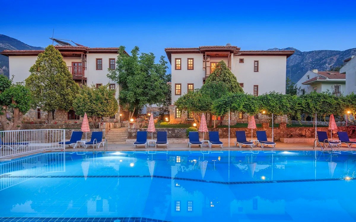 Mese Suites