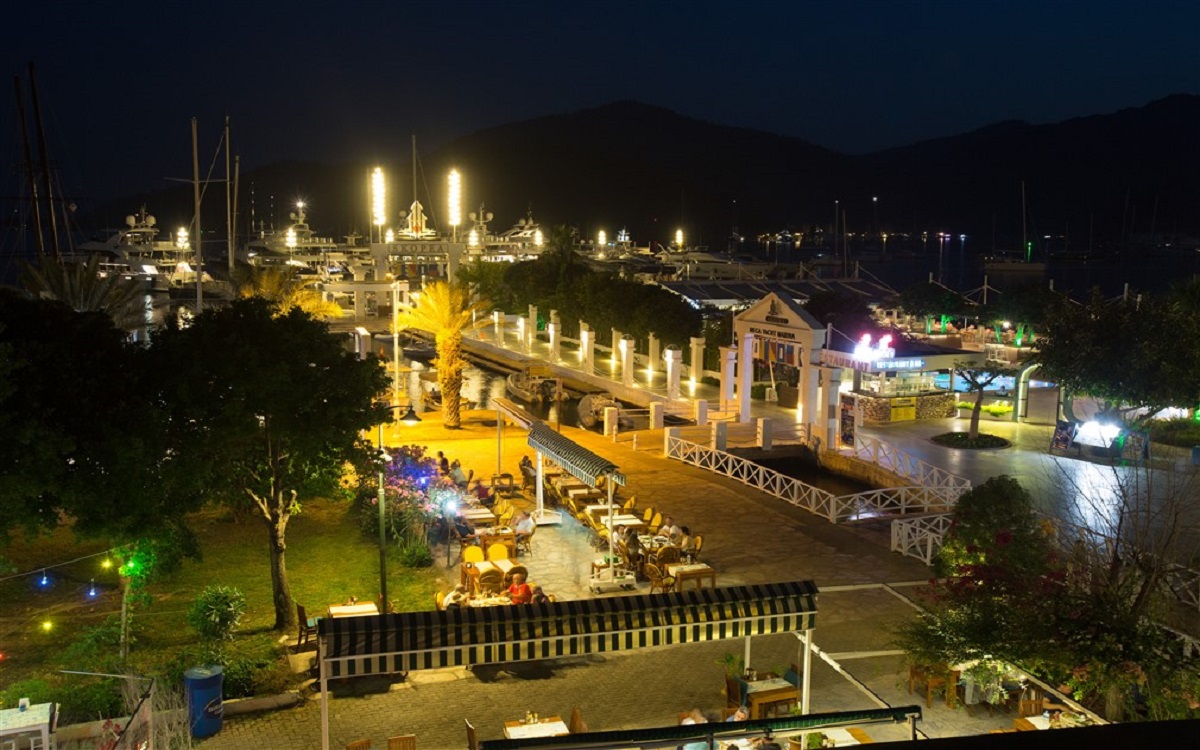 Dedeminn Marina Hotel 3