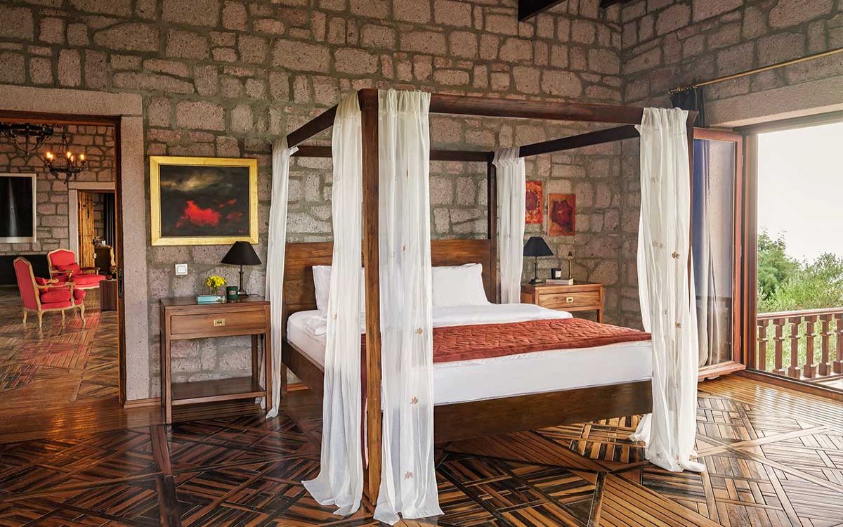 Simurg Inn 1
